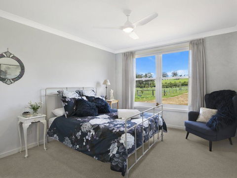 Silky Oak Villa - Spacious & Beautifully Decorated - Australian Directory 3