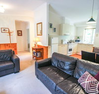 Silver Birches Holiday Unit 2 - Australian Directory