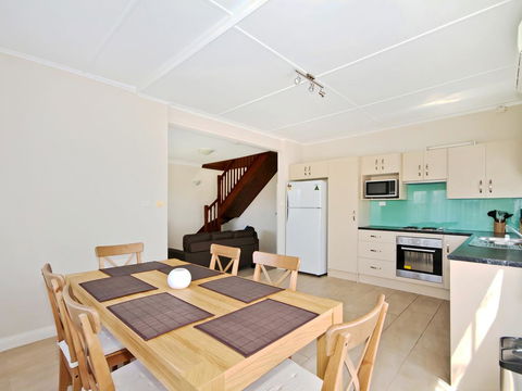 Silver Sands Serenity - Australian Directory 3