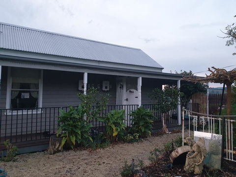 Silverbirch Cottage - Australian Directory 1
