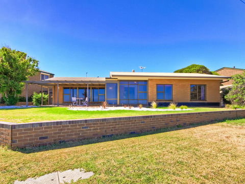 Simply Daydream - Australian Directory 2