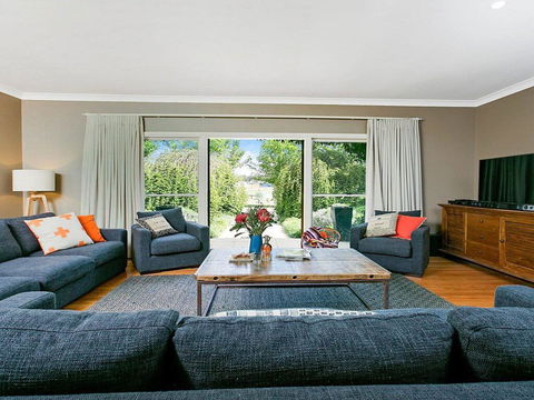 Sinden Park - Garden, Swimming Pool, Rural Vistas - Australian Directory 3