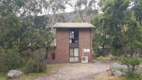 Six Seasons - Halls Gap - Australian Directory 1