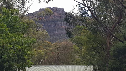 Six Seasons - Halls Gap - Australian Directory 2