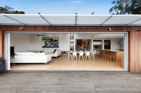 Skyluxe Luxury Retreat With Water Views And Deluxe Interior From Every Room - Australian Directory 3