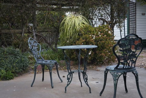 Skymirror Cottage - Australian Directory 1