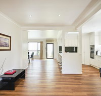 Skymirror Villa - Australian Directory