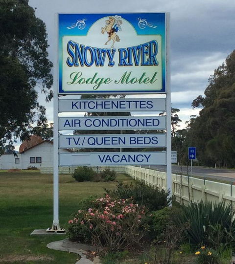 Snowy River Lodge Motel - Australian Directory 3