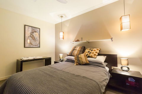 SoHo Penthouse - Australian Directory 3