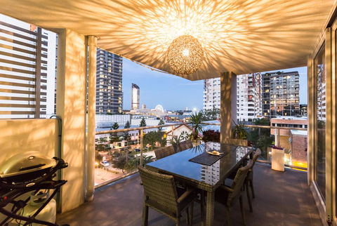 SoHo Penthouse - Australian Directory 0