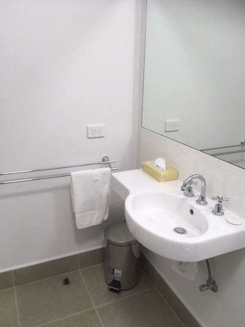 Somerset Hotel - Australian Directory 2