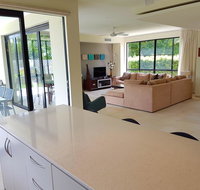 SONOMA - On the river - Australian Directory