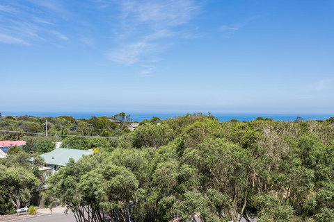 Sophisticated Contemporary Coastal Living With Sweeping Views In Cape Schanck - Australian Directory 1