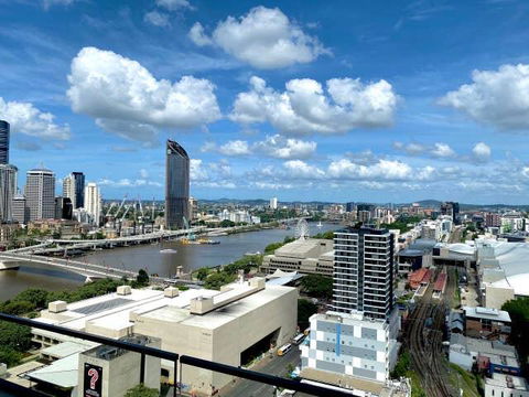 South Bank Riverside Sub Apartment - Australian Directory 1