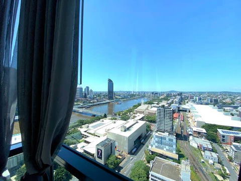 South Bank Riverside Sub Apartment - Australian Directory 3
