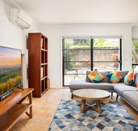 Spacious Home in the Heart of Avalon Beach - Australian Directory