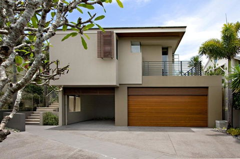 Spacious With Surf Views, Sunshine Beach - Australian Directory 0
