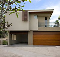 Spacious with surf views Sunshine Beach - Australian Directory