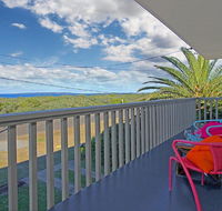 Splash Shack - stunning views of Jervis Bay - Australian Directory