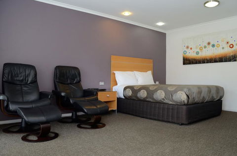 Sportsmans Motor Inn - Australian Directory 0