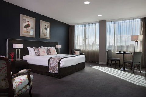 Springfield Lakes Boutique Hotel - Australian Directory 2