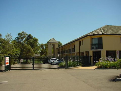 St Marys Park View Motel - Australian Directory 3
