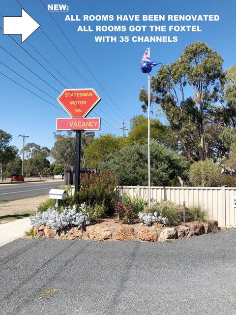 Statesman Motor Inn - Australian Directory 3