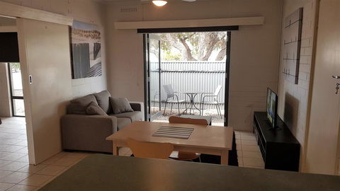 Stay Awhile In Port Pirie - Min Stay 4 Nights - Australian Directory 2