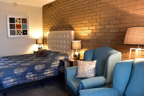 Strzelecki Motor Lodge - Australian Directory 1