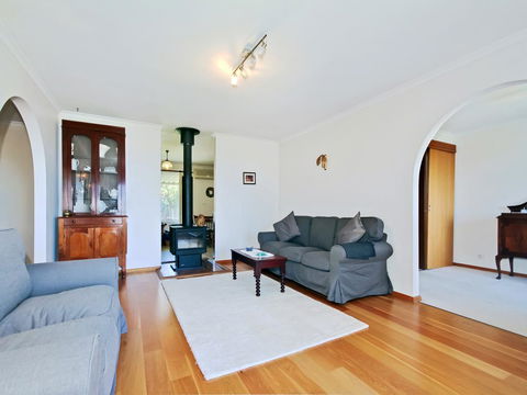 Sun & Sea - Australian Directory 2