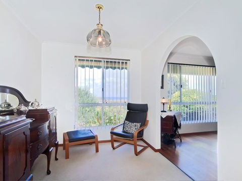 Sun & Sea - Australian Directory 3