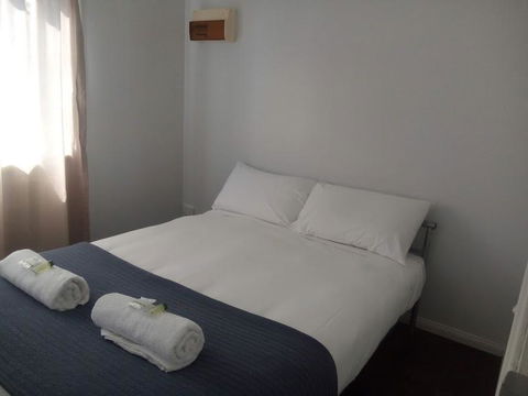 Summit Cabin - Australian Directory 0