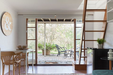 Sunseeker Cottage - Gorgeous Seaside Cottage - Australian Directory 0