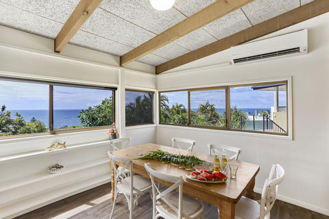 Sunshine Beach Shack - Australian Directory 2