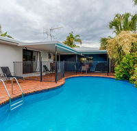 Sunyata Beach House - Rainbow Beach Beachside escape with a pool pet friendly and Wi-Fi - Australian Directory