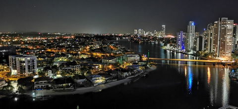 Superb Surfers Paradise Apartment - Top Location! - Australian Directory 3