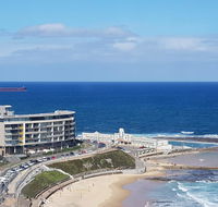 Supercar fan's dream - track side apartment 1 - Australian Directory