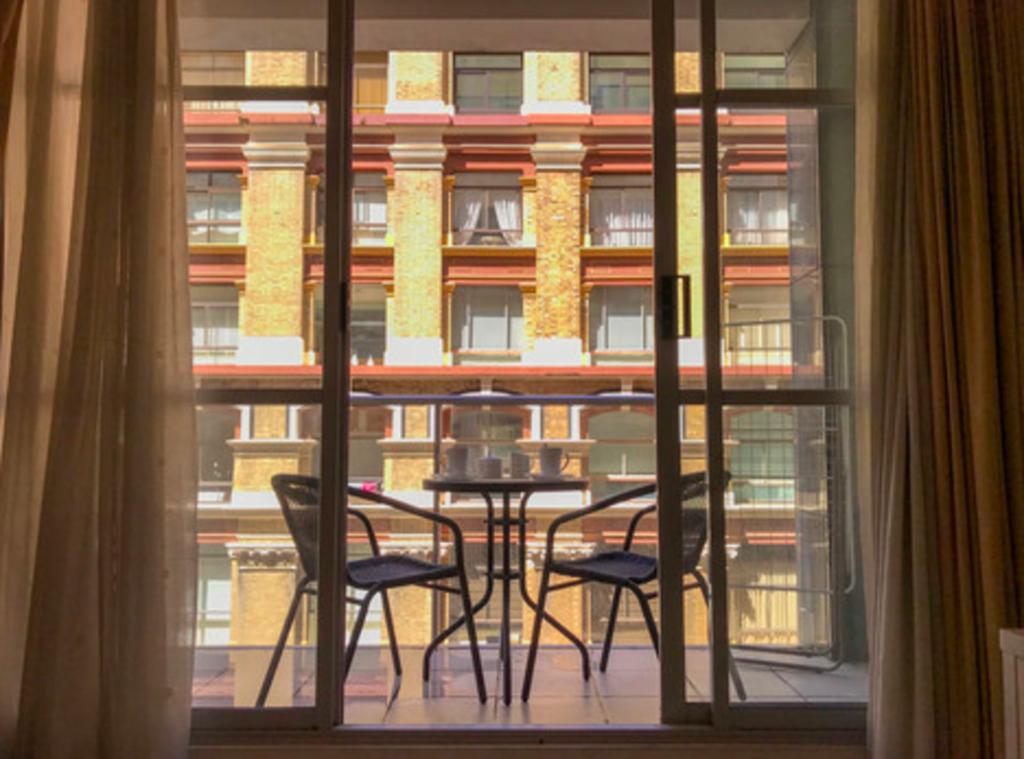 Sydney South ACT Australian Directory