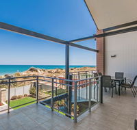 Surf and Sun in Silver Sands - Australian Directory
