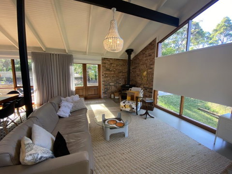 Surf Beach Holiday - Australian Directory 3