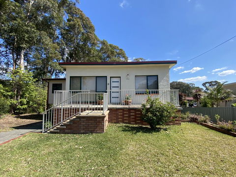 Surf Beach Sanctuary - Australian Directory 0