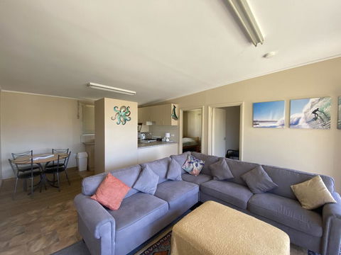 Surf Beach Sanctuary - Australian Directory 1
