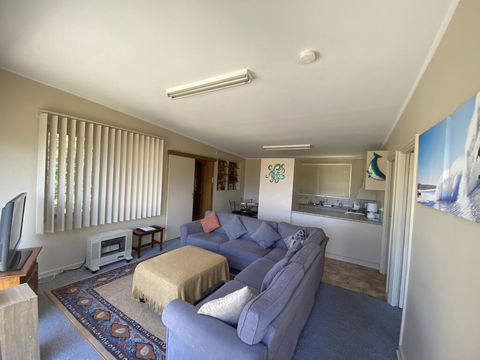 Surf Beach Sanctuary - Australian Directory 2