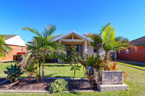 Surfside - Australian Directory 0
