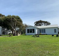 Surfside Backpacker - Australian Directory