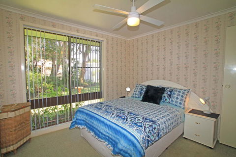 Surfway Holiday Retreat - Australian Directory 1