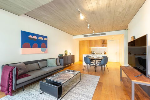 Surry Hills Self-contained 1 Bedroom Apartment (6 BRK) - Australian Directory 0