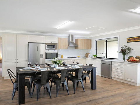 Sutton Forest Retreat Jimmy's Homestead - Australian Directory 2
