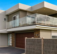 Swan Bay Views - Australian Directory