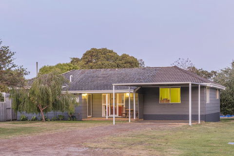 Swell Shack - Australian Directory 0